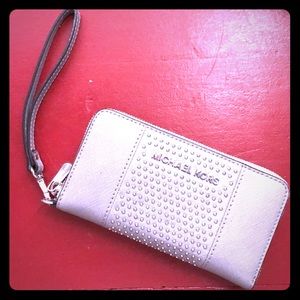 Michael Kors wristlet